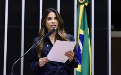 Yandra Moura vota contra recriação do Seguro Obrigatório DPVAT