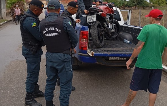 Polícia Militar recupera motocicleta com restrição de roubo/furto em Nossa Senhora das Dores